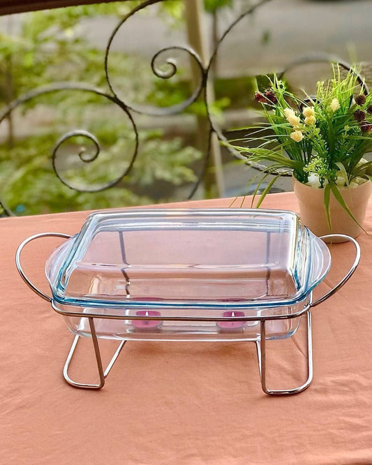 Rectangular casserole with lid, metal stand and heater